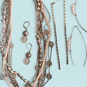 Elegant Gold and Pearl Jewelry Set